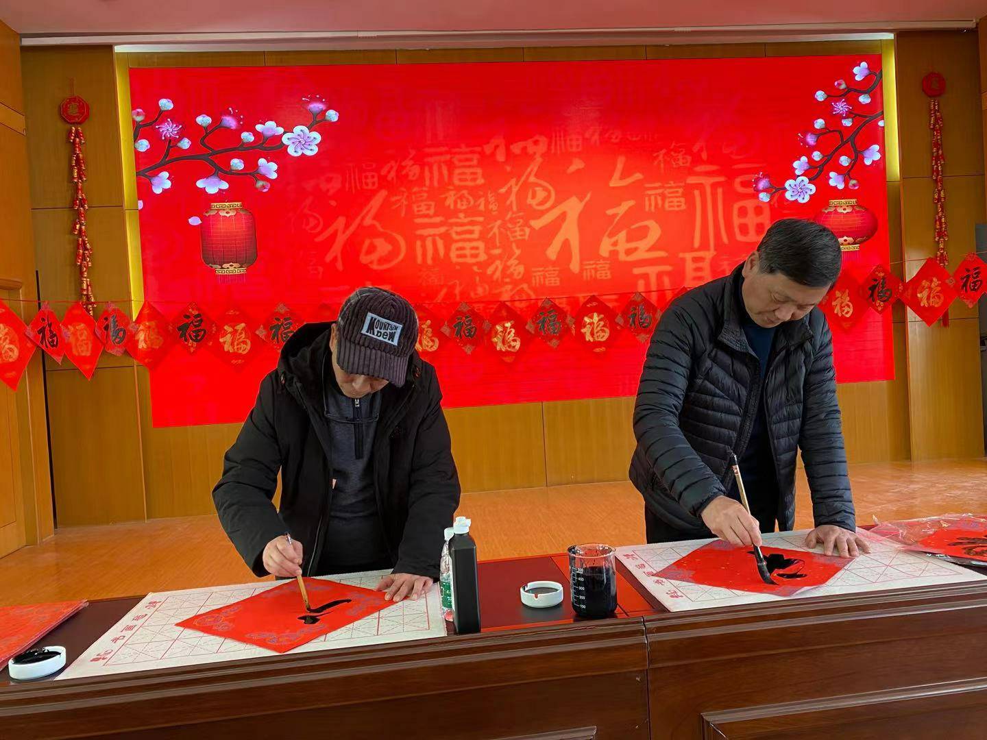 张瑞梅.jpg 张瑞梅.jpg